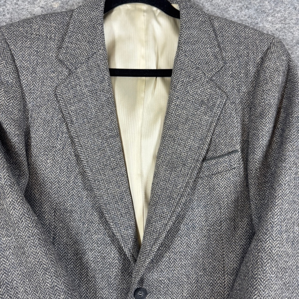 Samuelsohn Grey Herringbone Wool Blazer Sport Coat Size 40R Classic Tailored - Picture 10 of 16